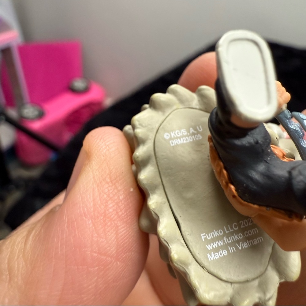 POP! Keychain: Demon Slayer - Inosuke - Picture 8 of 8